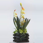 Load and play video in Gallery viewer, Sunny Daffodils - Flowers For Decor |Artificial Flowers Decor | Shelves Decor
